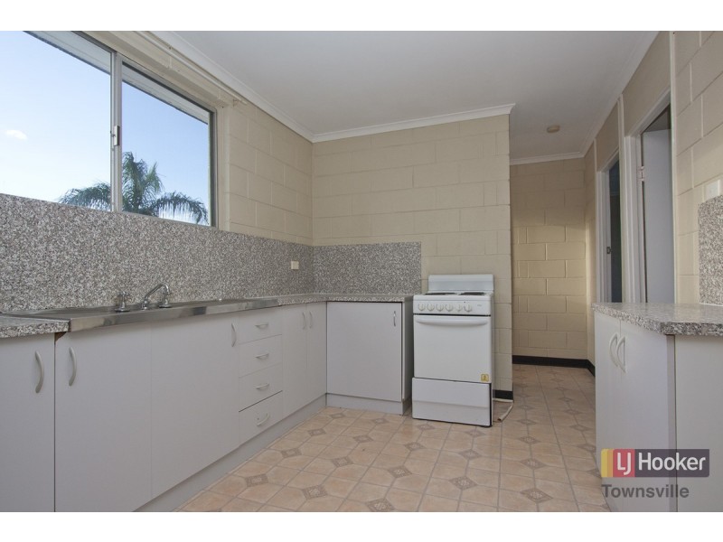 1/20 Carmody Street, Hermit Park QLD 4812