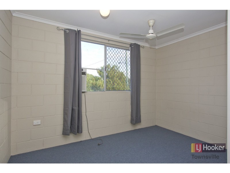 1/20 Carmody Street, Hermit Park QLD 4812