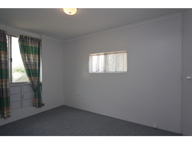 2/4 Buck Street, Mysterton QLD 4812