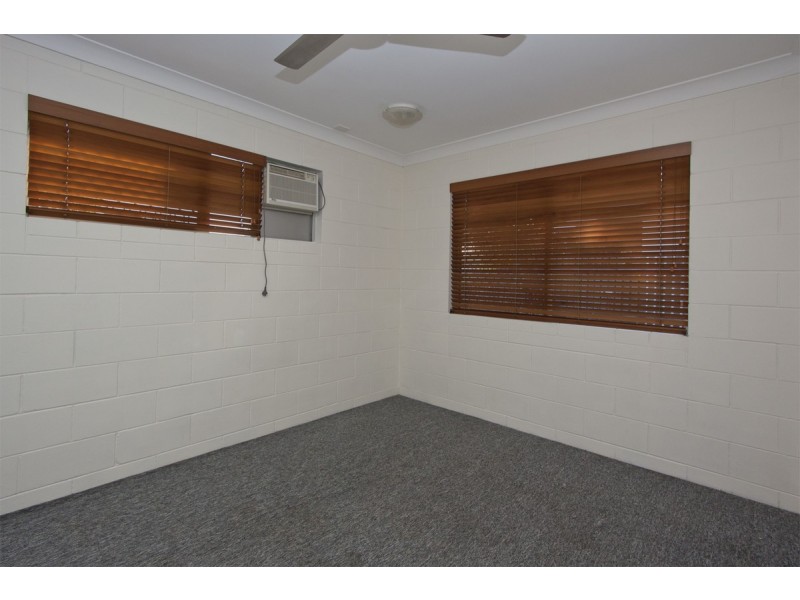 1/27 Fitzroy Street, Cranbrook QLD 4814