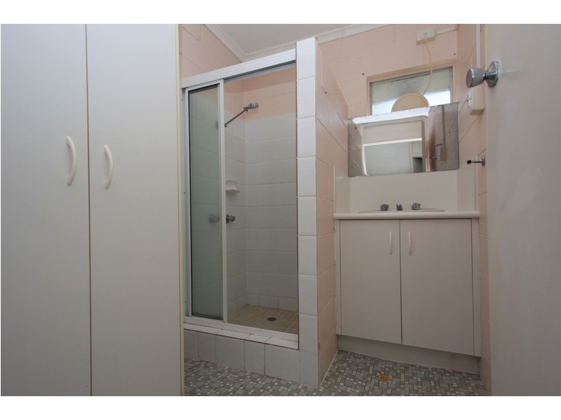 1/2 Farrell Street, Kirwan QLD 4817