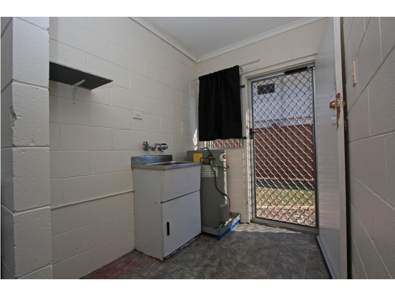 1/2 Farrell Street, Kirwan QLD 4817