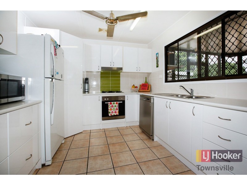 16 Tait Street, Kelso QLD 4815