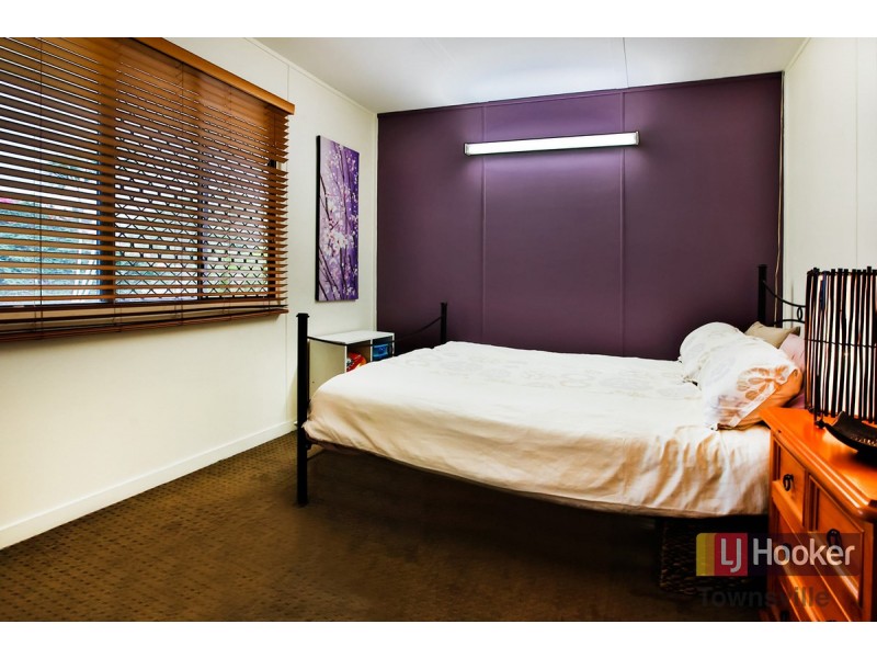 16 Tait Street, Kelso QLD 4815