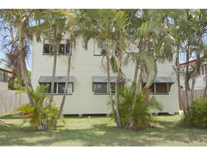 4/9 Tully Street, South Townsville QLD 4810