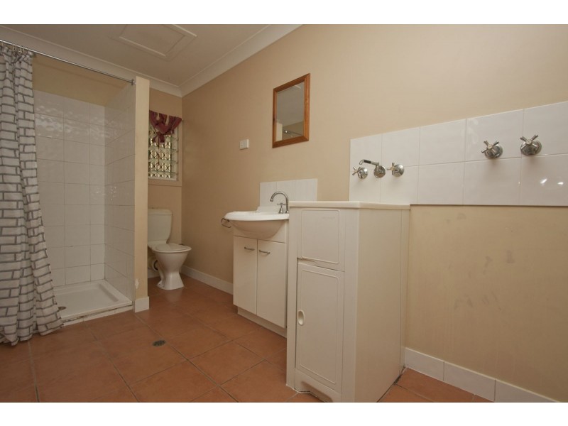 4/9 Tully Street, South Townsville QLD 4810