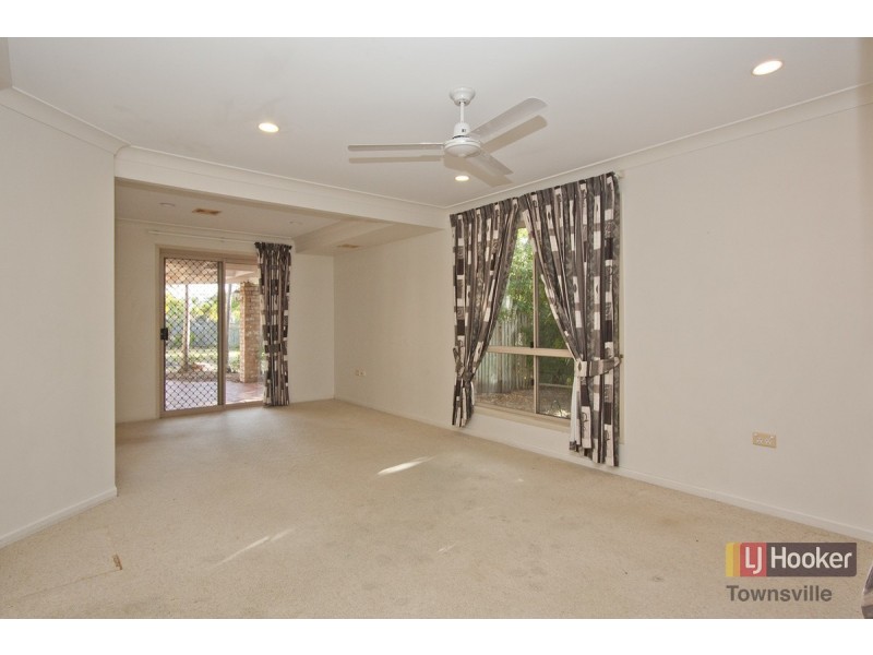 28 Tottenham Court, Kirwan QLD 4817