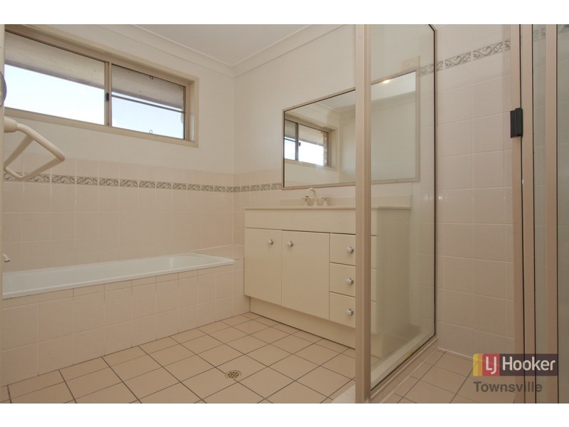 28 Tottenham Court, Kirwan QLD 4817