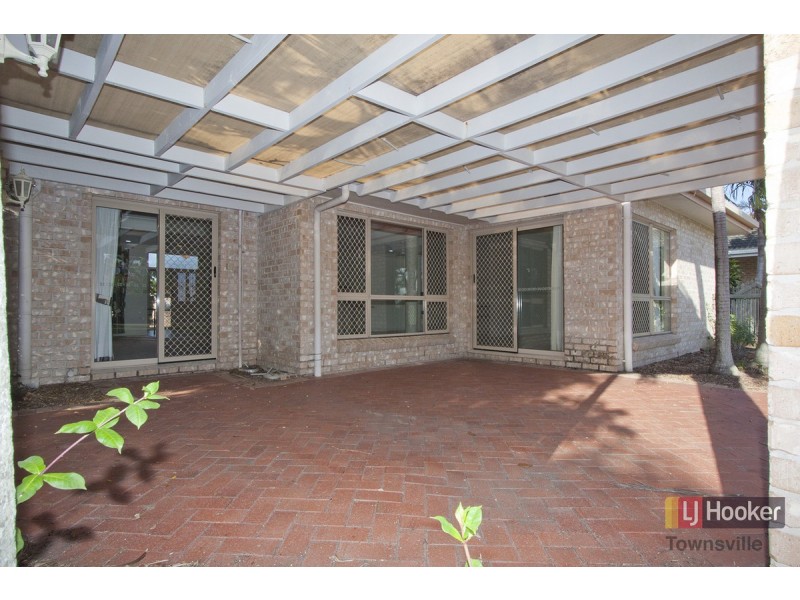 28 Tottenham Court, Kirwan QLD 4817