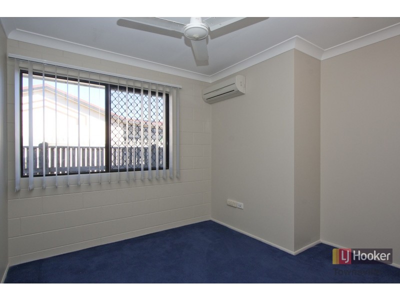 237 Pinnacle Drive, Rasmussen QLD 4815