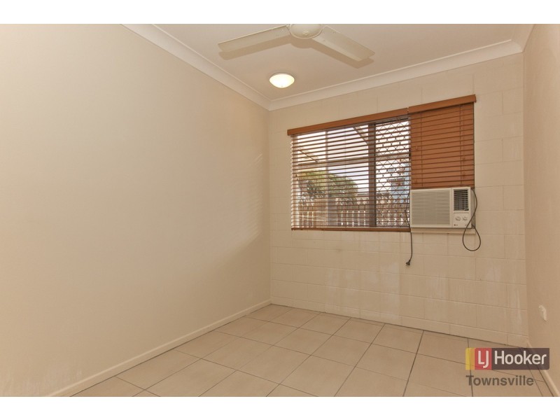 6/12 Sooning Street, Hermit Park QLD 4812