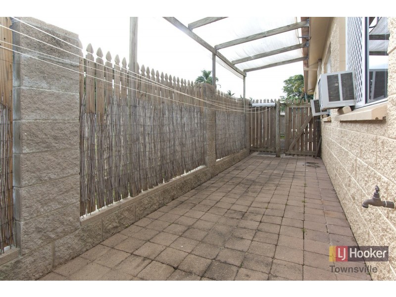 6/12 Sooning Street, Hermit Park QLD 4812