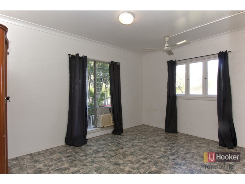 3/15 Carr Street, Hermit Park QLD 4812