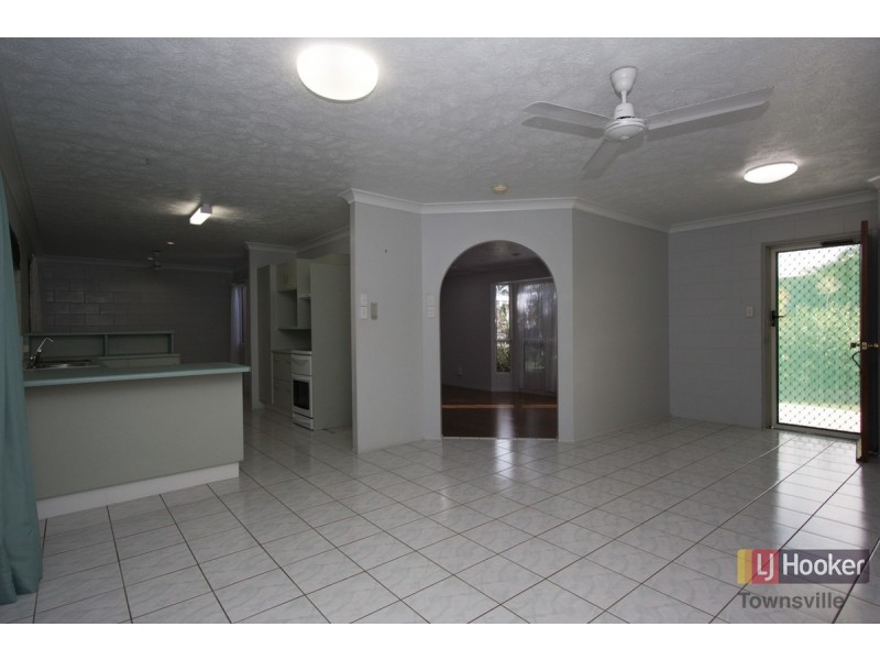 3 Tonnack Court, Rasmussen QLD 4815
