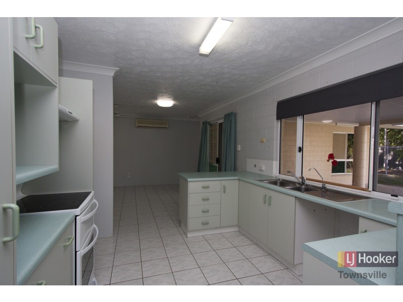 3 Tonnack Court, Rasmussen QLD 4815