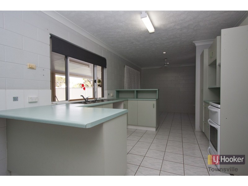 3 Tonnack Court, Rasmussen QLD 4815