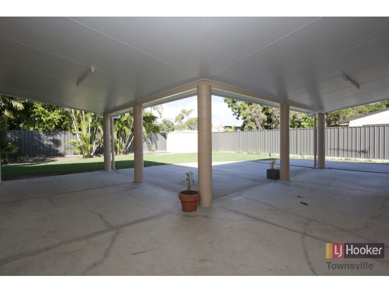 3 Tonnack Court, Rasmussen QLD 4815