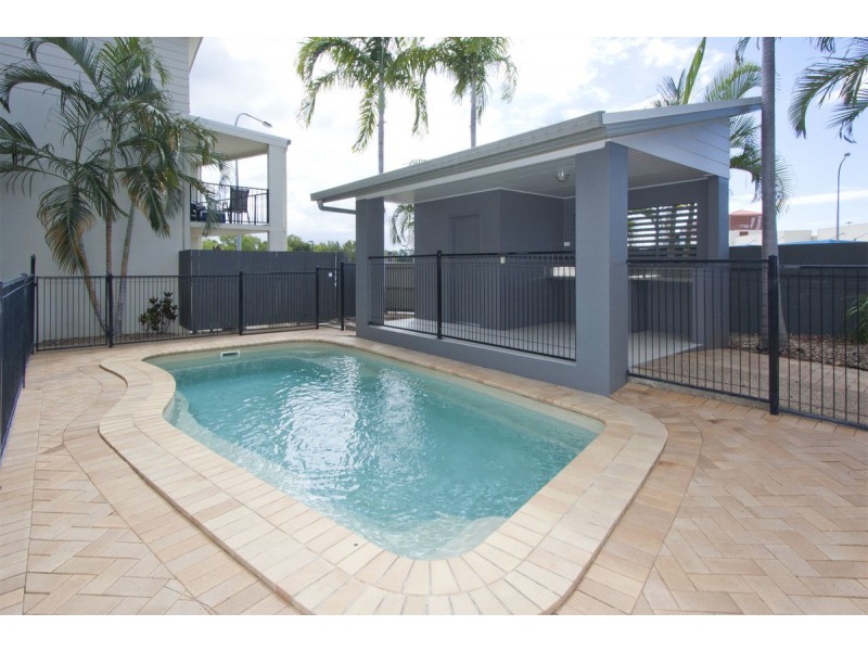 6/2 Freshwater Drive, Douglas QLD 4814