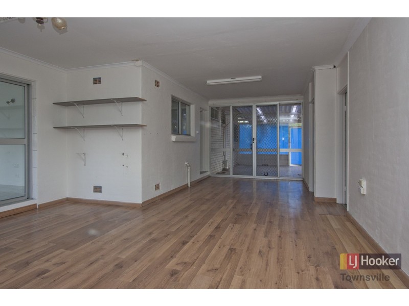 13 Carbine Court, Kelso QLD 4815