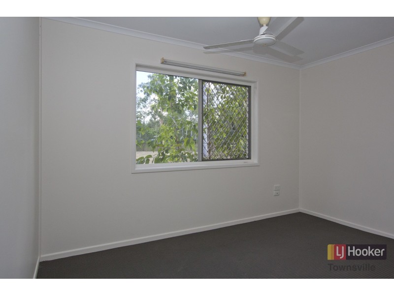 13 Carbine Court, Kelso QLD 4815