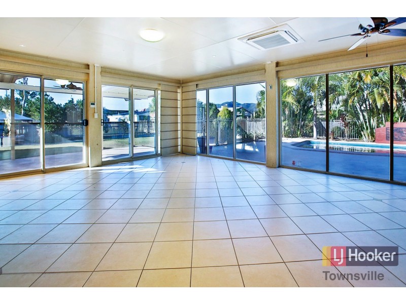 4 Cowboy Court, Kelso QLD 4815