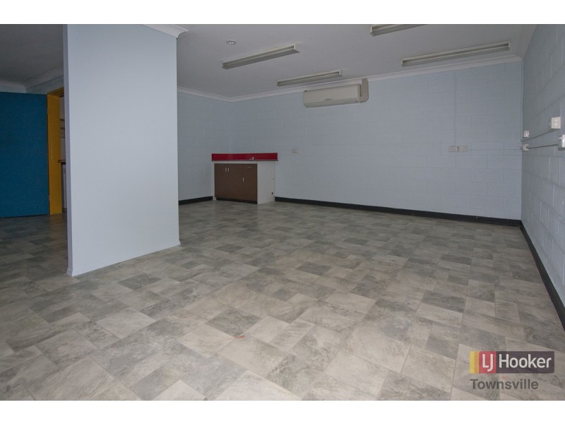 2/74 Leyland Street, Garbutt QLD 4814