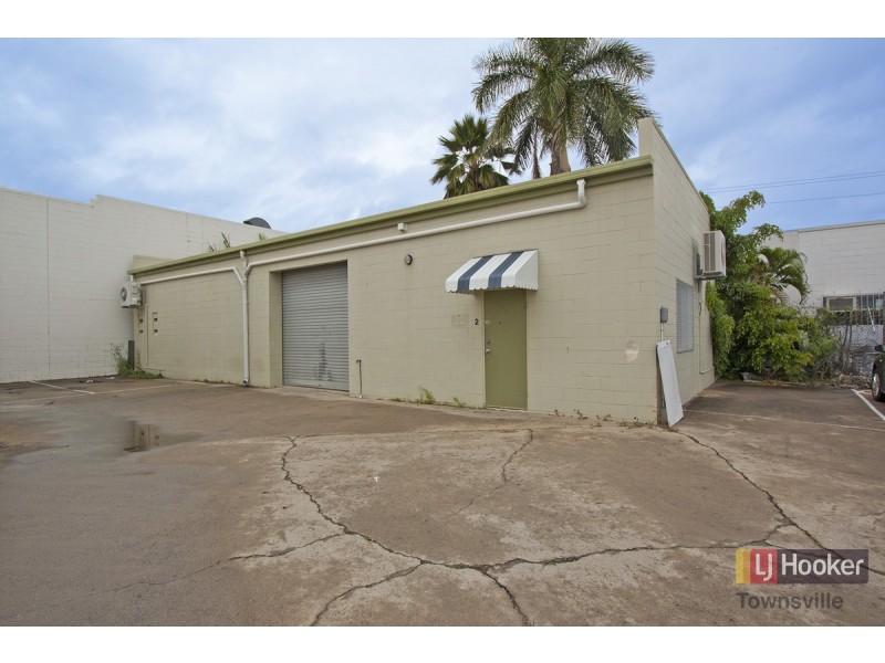 2/74 Leyland Street, Garbutt QLD 4814