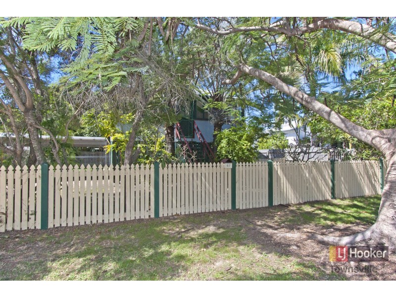 67 Tenth Avenue, Railway Estate QLD 4810