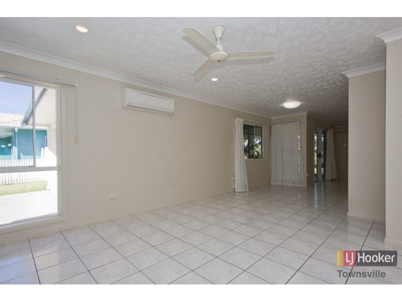 13 Avon Avenue, Kirwan QLD 4817