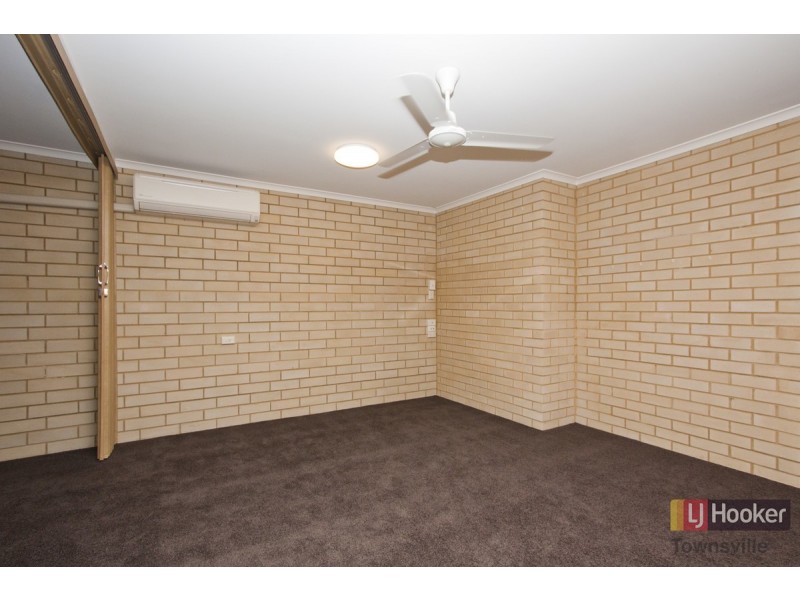 2/29 Clayton Street, Hermit Park QLD 4812