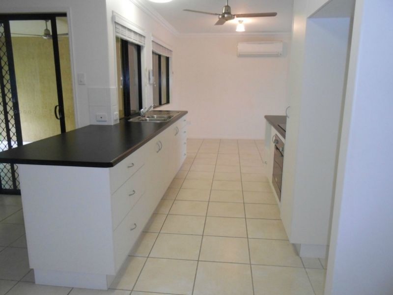 5/25 Surrey Street, Hyde Park QLD 4812