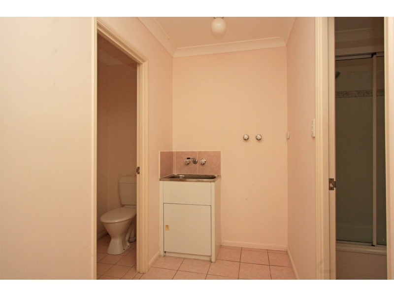 1/13 Second Avenue, Railway Estate QLD 4810