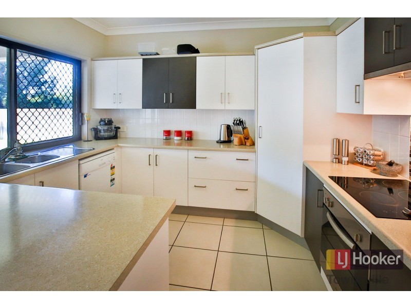 31 Anchorage Circuit, Bushland Beach QLD 4818