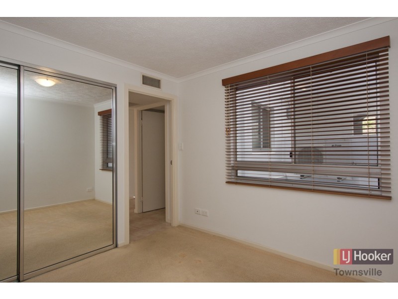 19/209 Wills Street, Townsville City QLD 4810