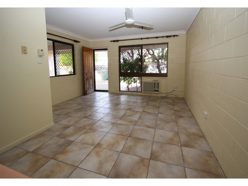 2/4 Pope Street, Aitkenvale QLD 4814