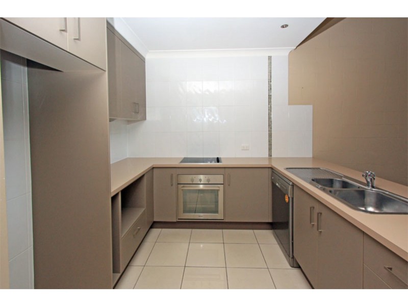 4/33 Murray Street, North Ward QLD 4810