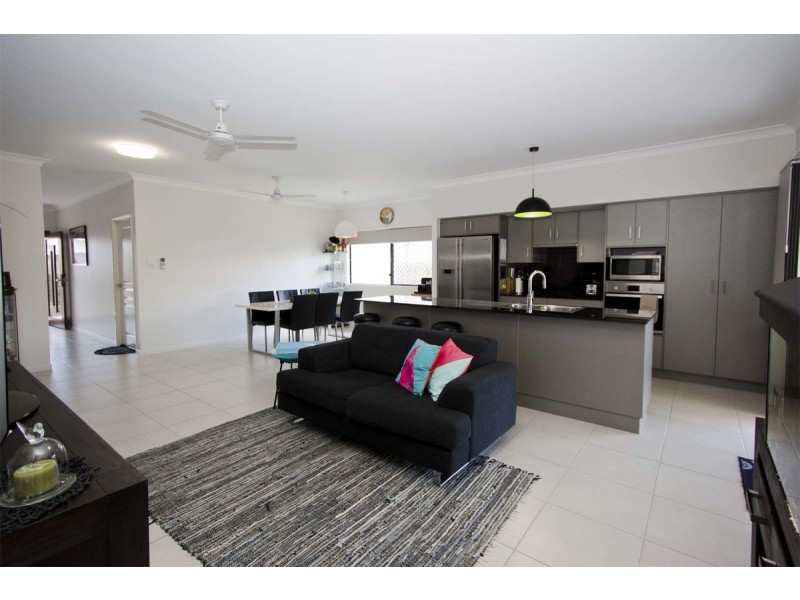 26 Velasco Street, Burdell QLD 4818