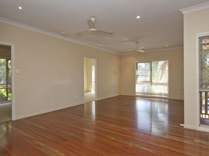 Mount Louisa QLD 4814