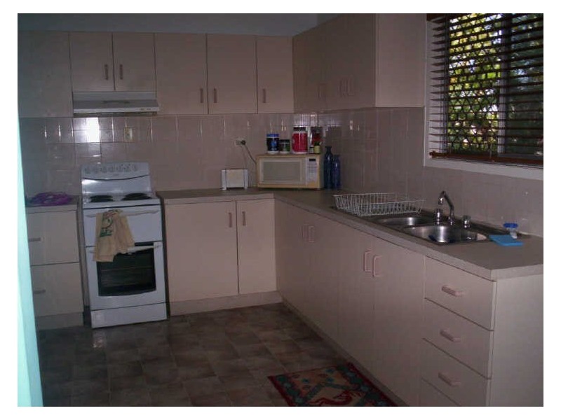 6 Tam O’Shanter Drive, Kirwan QLD 4817