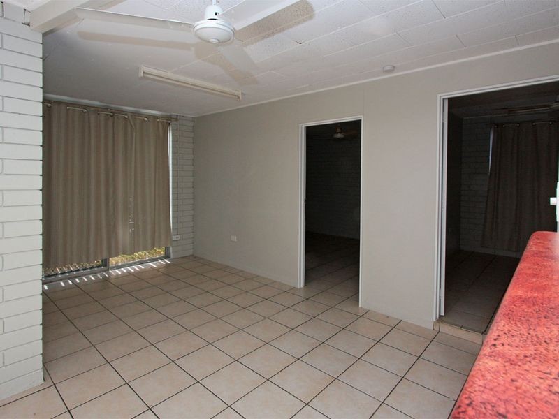 West End QLD 4810