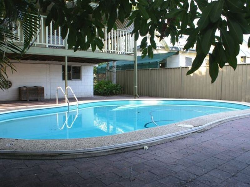 57 Poinciana Street, Cranbrook QLD 4814