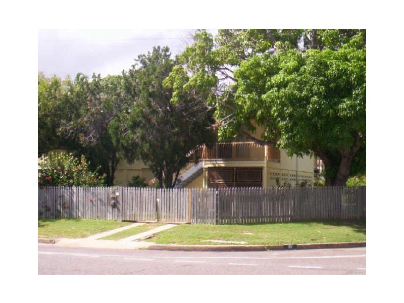 6 Ellimatta Avenue, Cranbrook QLD 4814