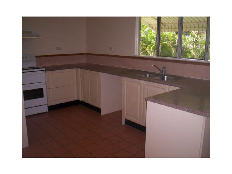 6 Ellimatta Avenue, Cranbrook QLD 4814