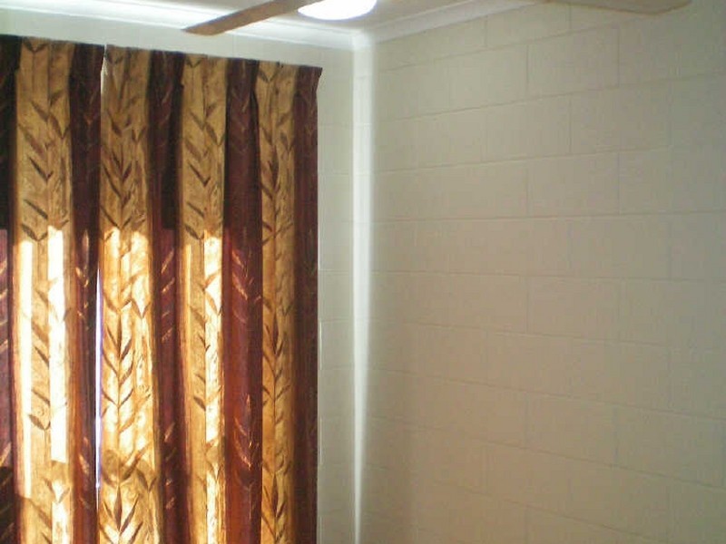 4/18 French Street, Pimlico QLD 4812