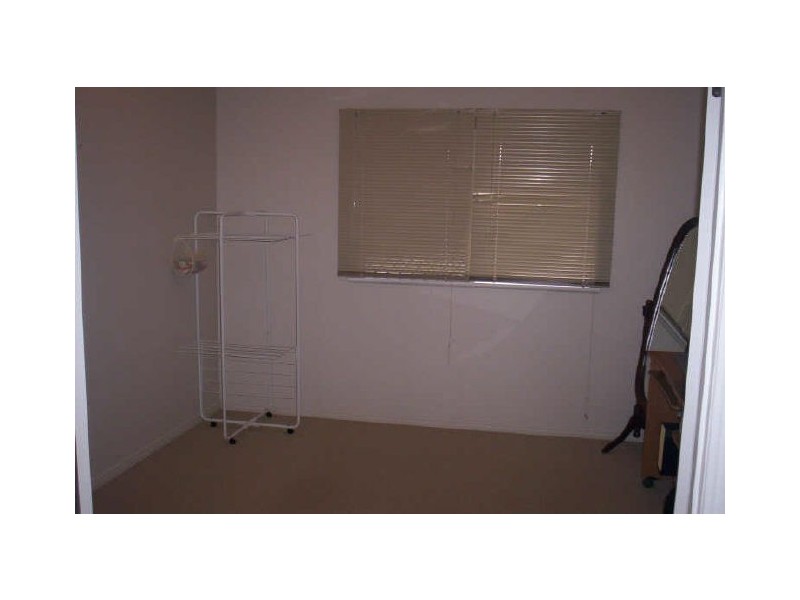 West End QLD 4810