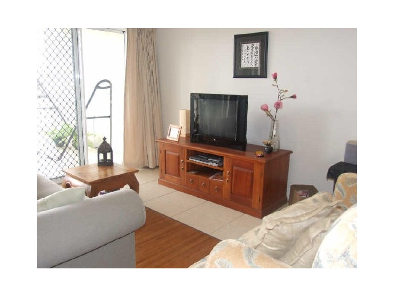 West End QLD 4810