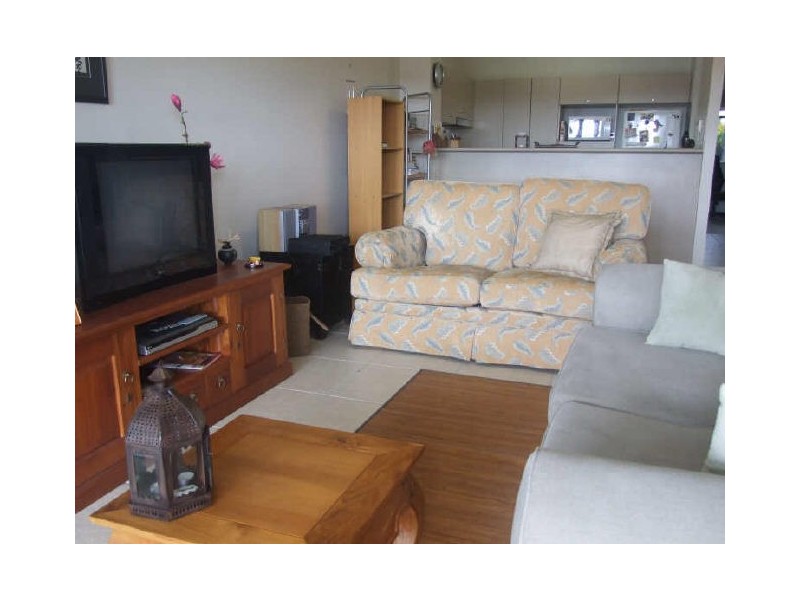 West End QLD 4810