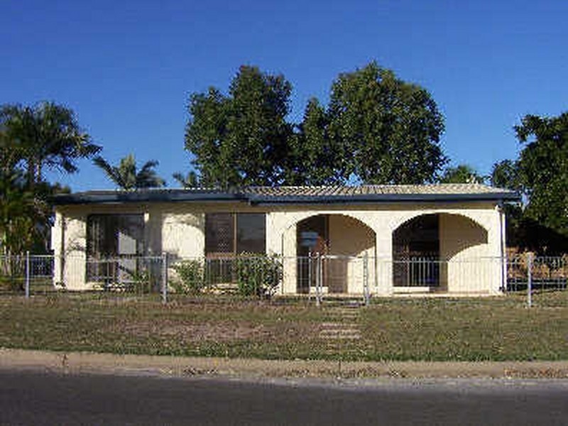 2 Gould Street, Kirwan QLD 4817