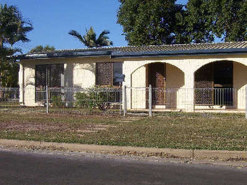 2 Gould Street, Kirwan QLD 4817