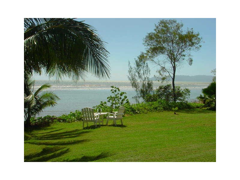 30 Jamaica Crescent, Bushland Beach QLD 4818